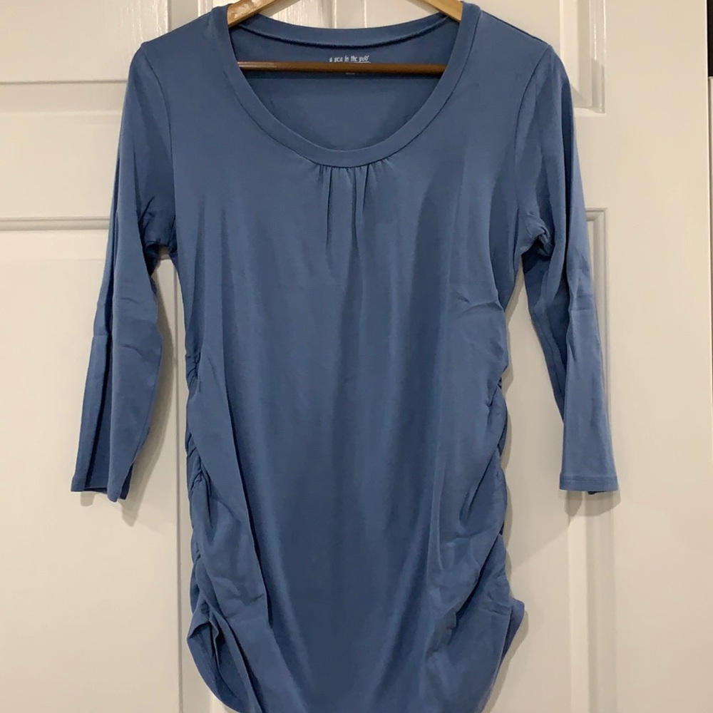 A Pea in a Pod, Rarely Worn, Maternity Top
